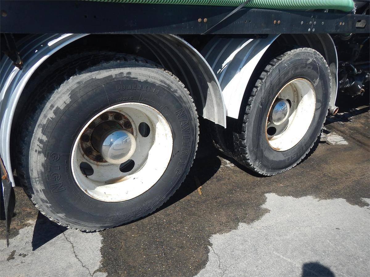 Used 2012 KENWORTH T800