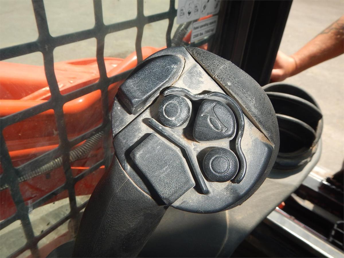 Used 2018 KUBOTA SVL75-2