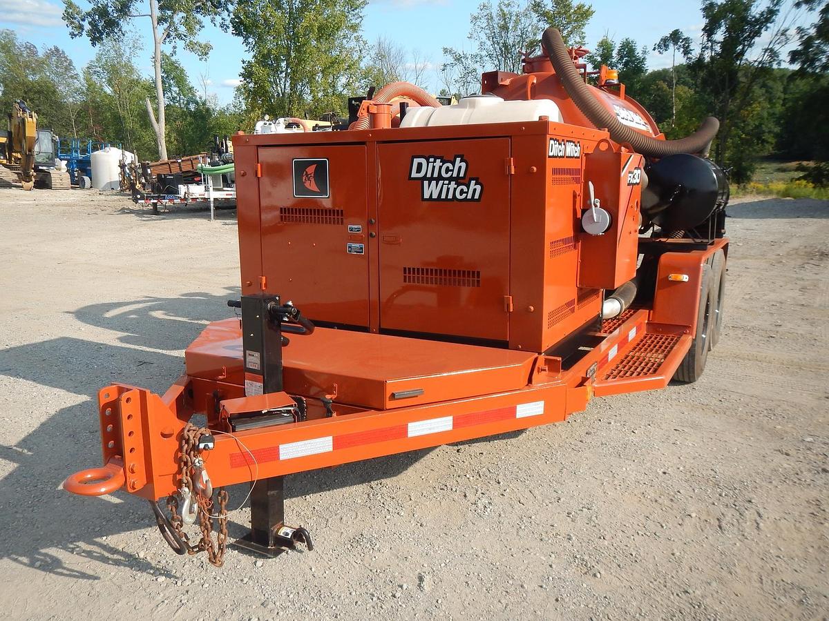 Used 2015 DITCH WITCH FX30