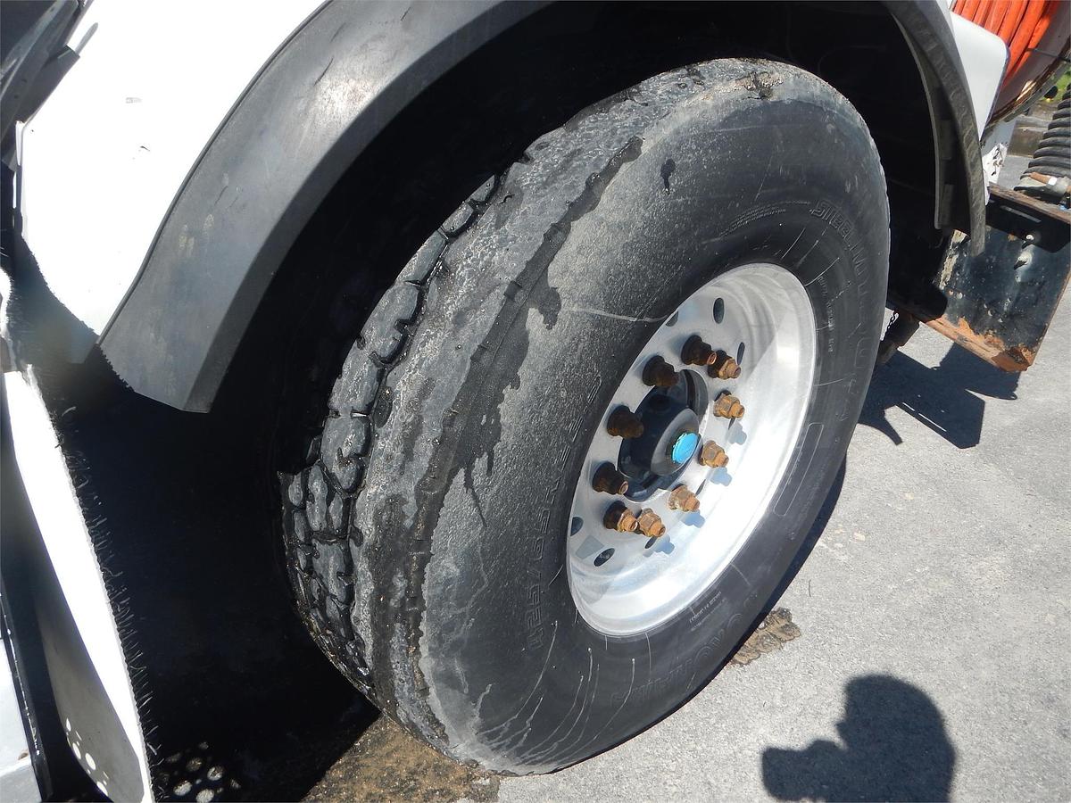 Used 2012 KENWORTH T800