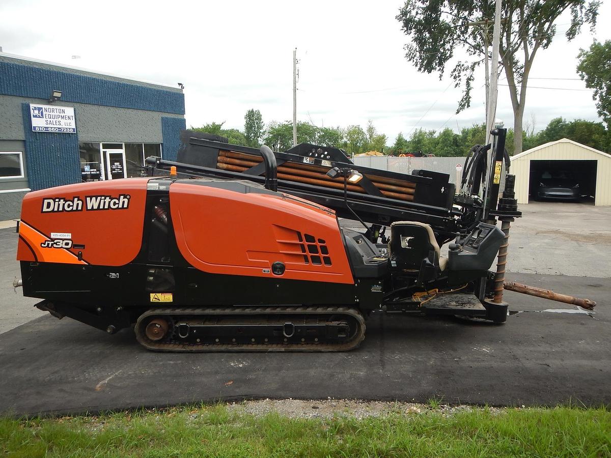 Used 2016 DITCH WITCH JT30AT