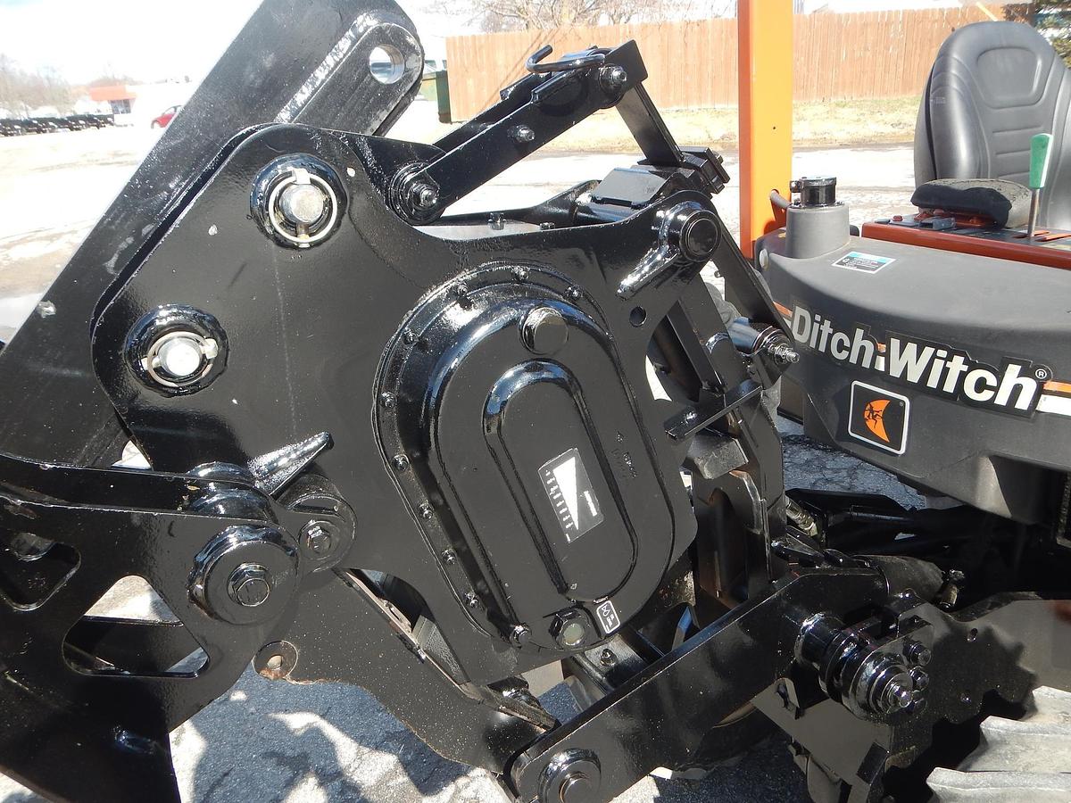Used 2012 DITCH WITCH 420SX