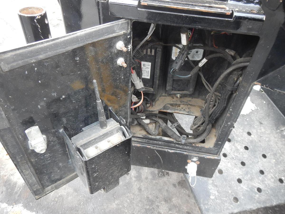 Used 2018 VERMEER NAVIGATOR D23X30 S3