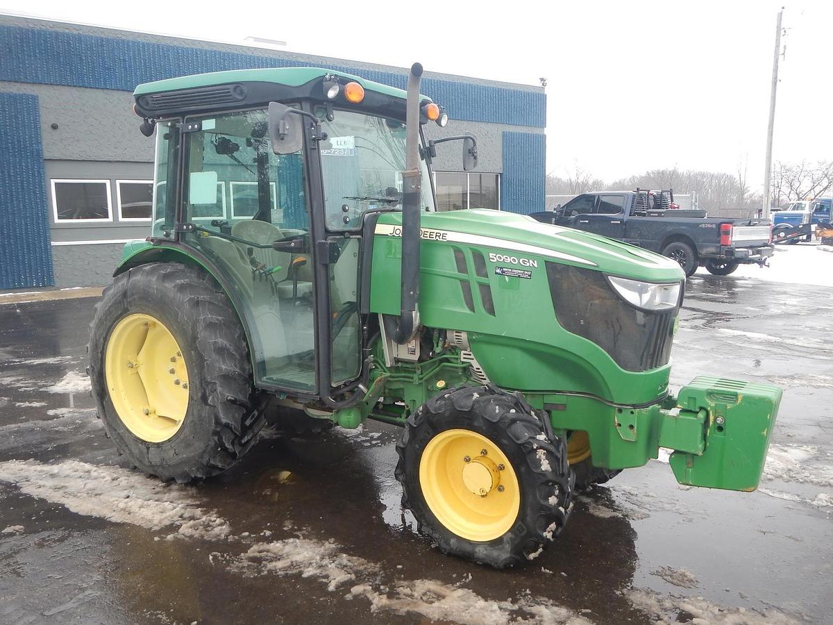 Used 2020 JOHN DEERE 5090GN