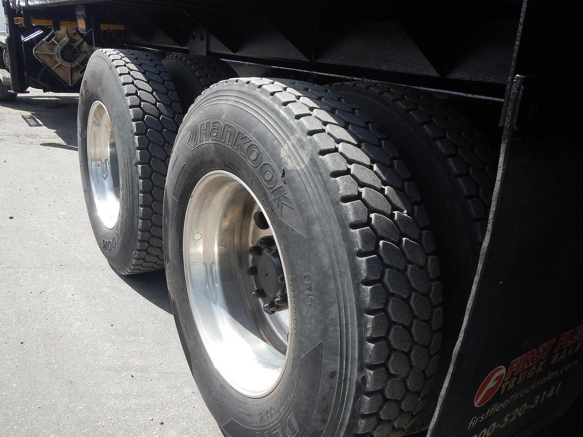 Used 2006 MACK GRANITE CV713