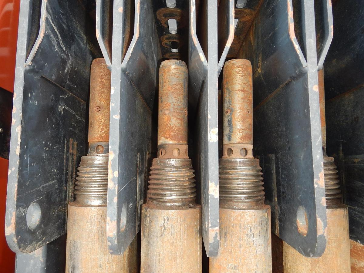 Used 2016 DITCH WITCH JT30AT