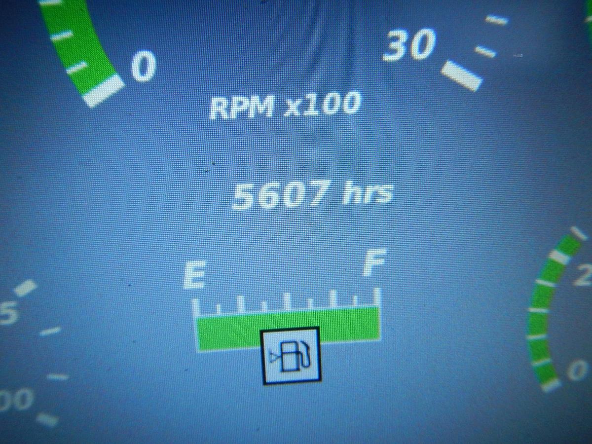 Used 2014 VERMEER NAVIGATOR D24X40 SERIES II