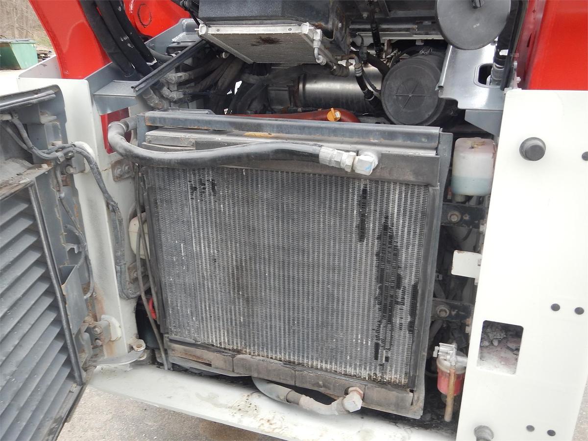 Used 2016 TAKEUCHI TL12V2