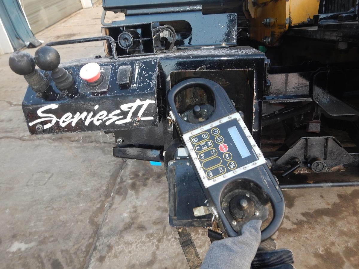 Used 2014 VERMEER NAVIGATOR D24X40 SERIES II