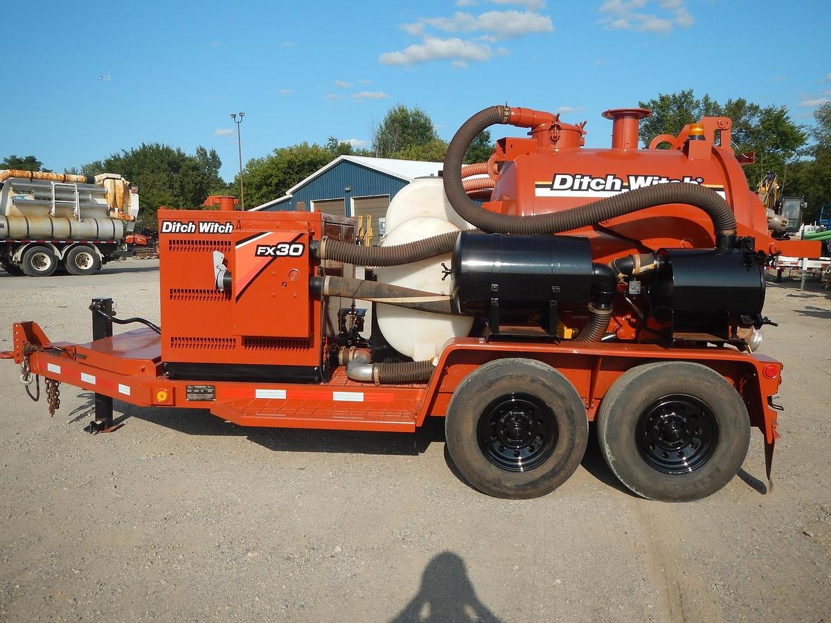 Used 2015 DITCH WITCH FX30