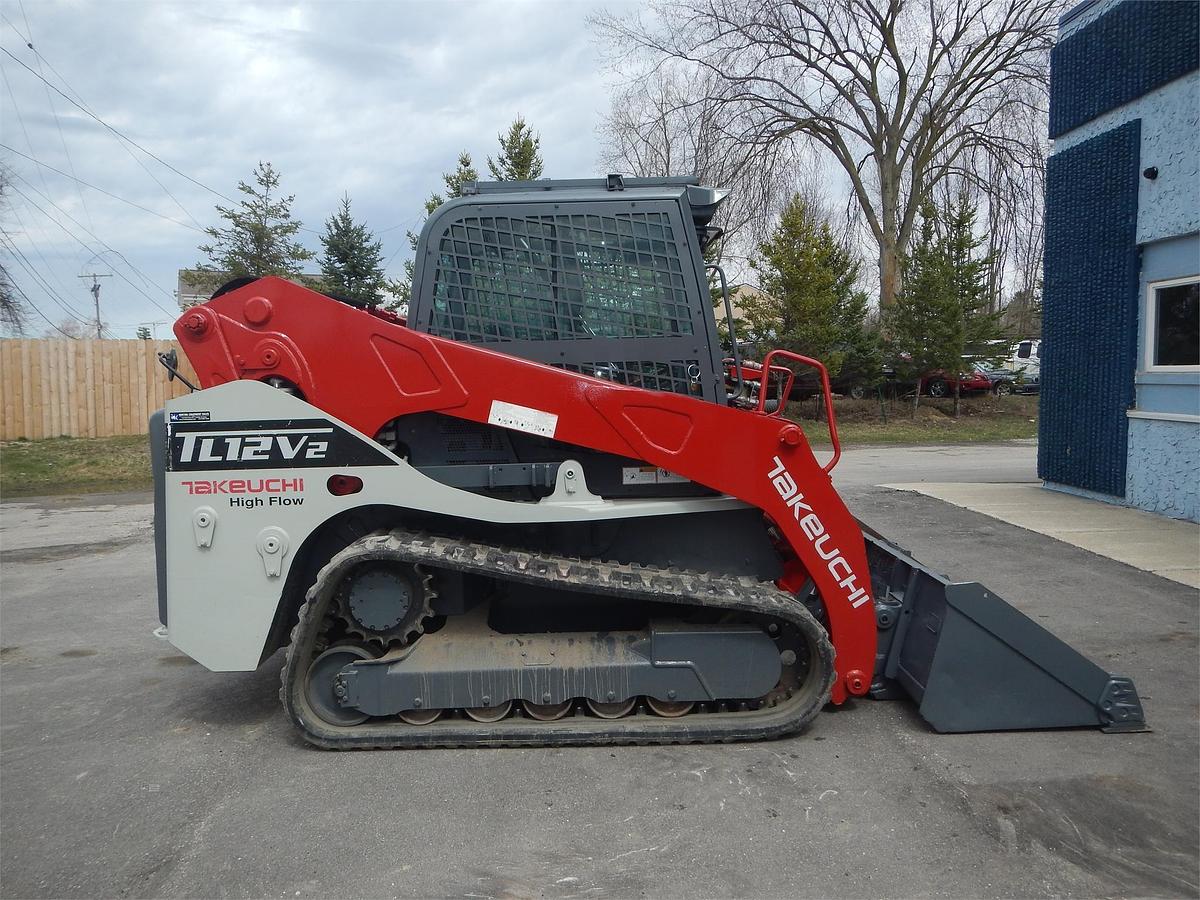 Used 2016 TAKEUCHI TL12V2
