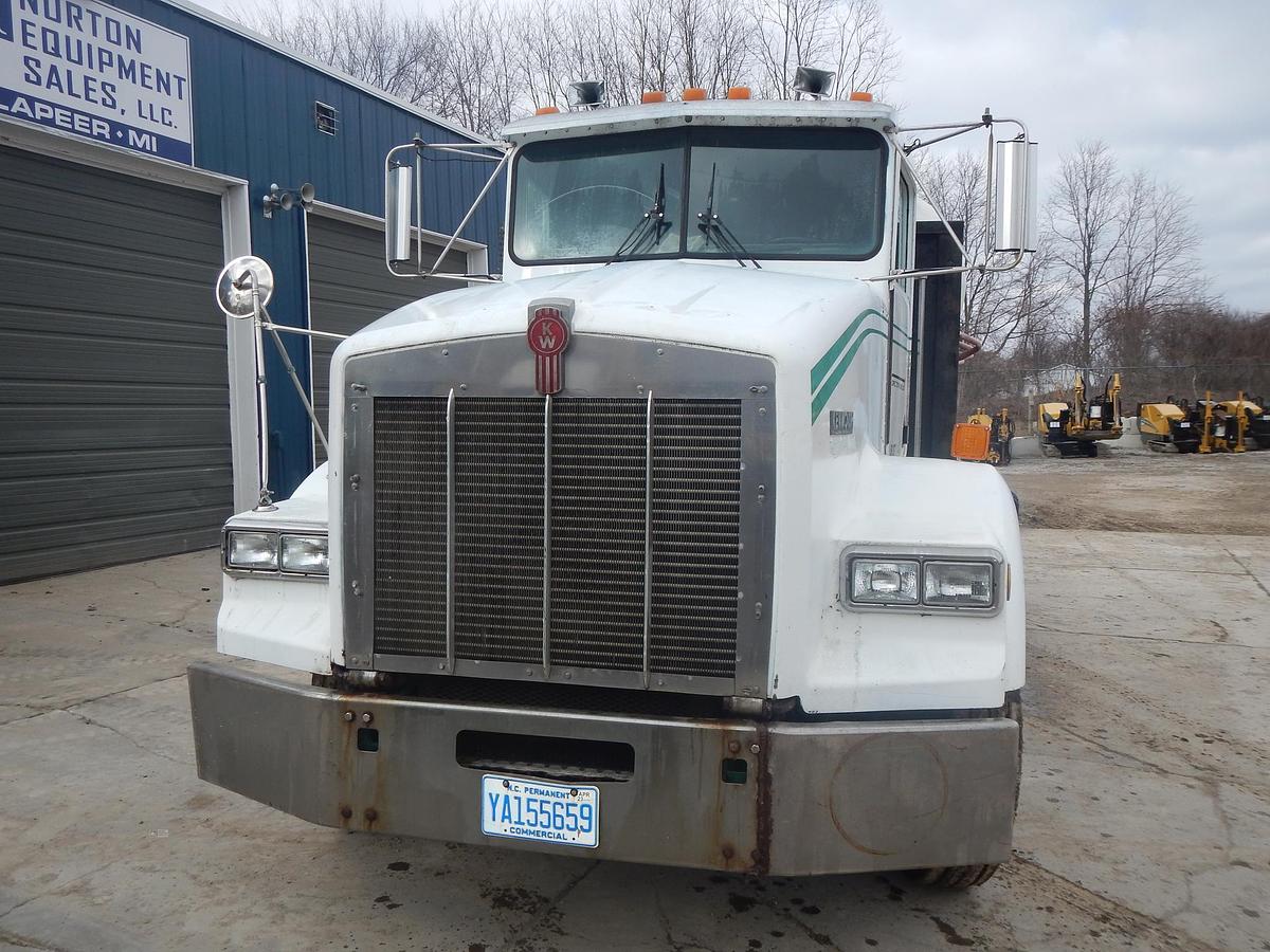 Used 2000 VERMEER DT750