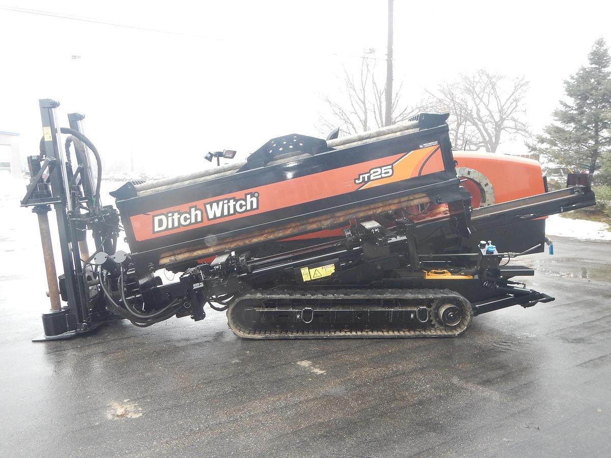 Used 2017 DITCH WITCH JT25