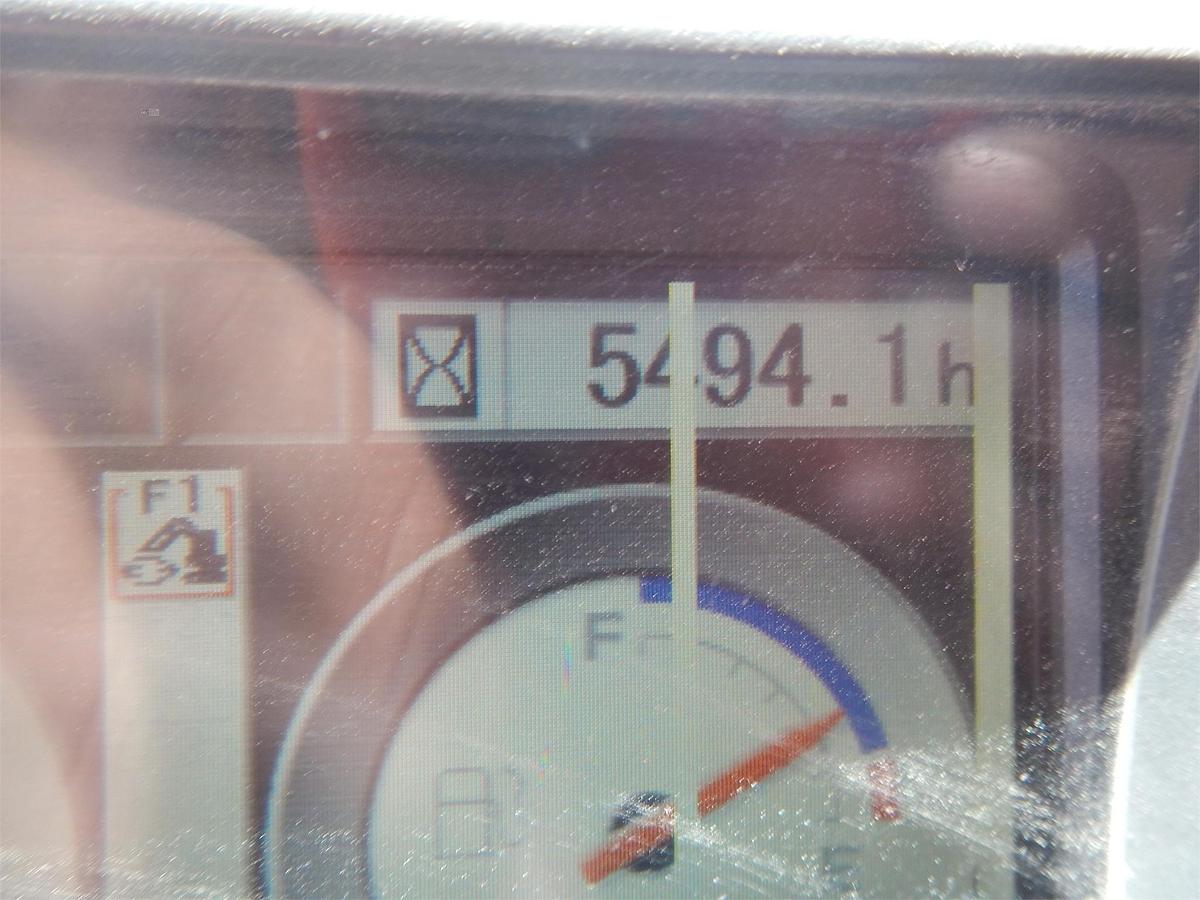 Used 2006 HITACHI ZX240 LC-3