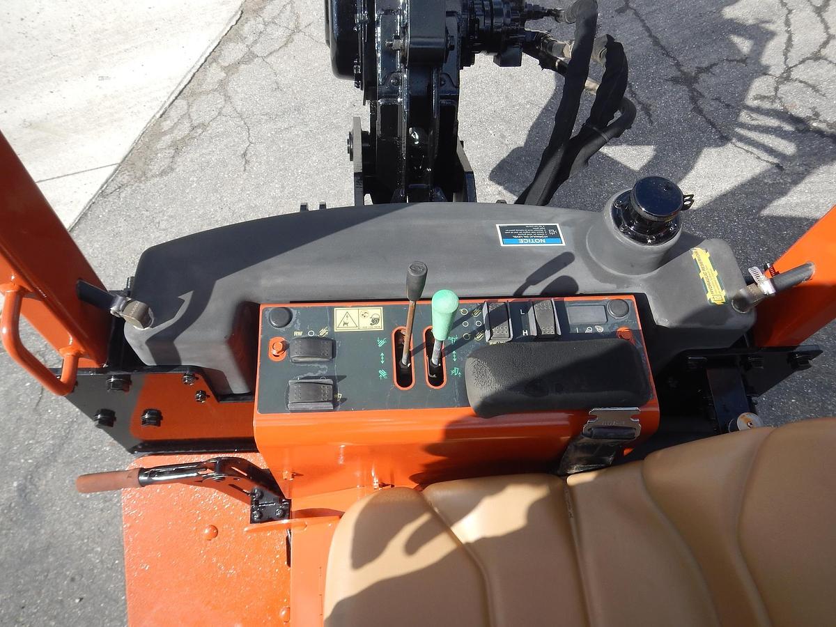 Used 2011 DITCH WITCH 420SX