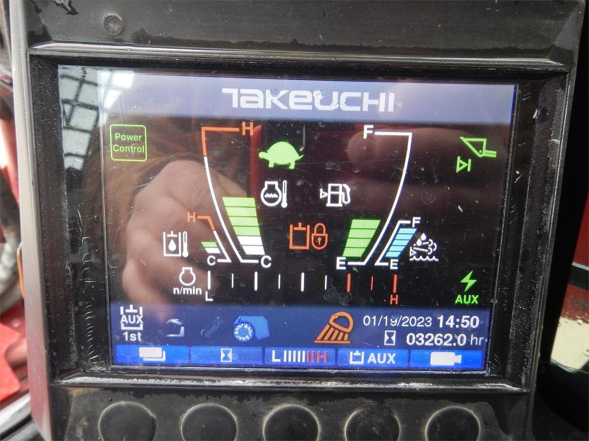 Used 2017 TAKEUCHI TL12V2