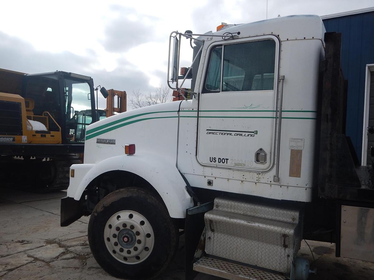 Used 2000 VERMEER DT750