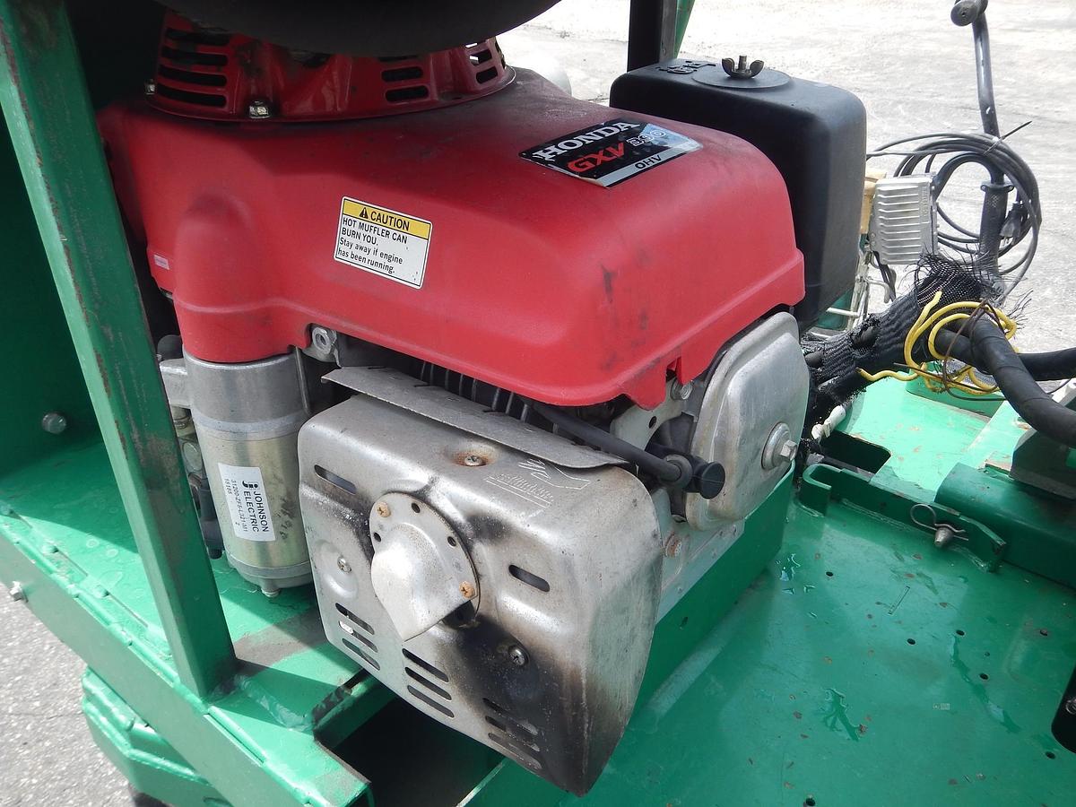 Used 2008 MCELROY TRACSTAR 28