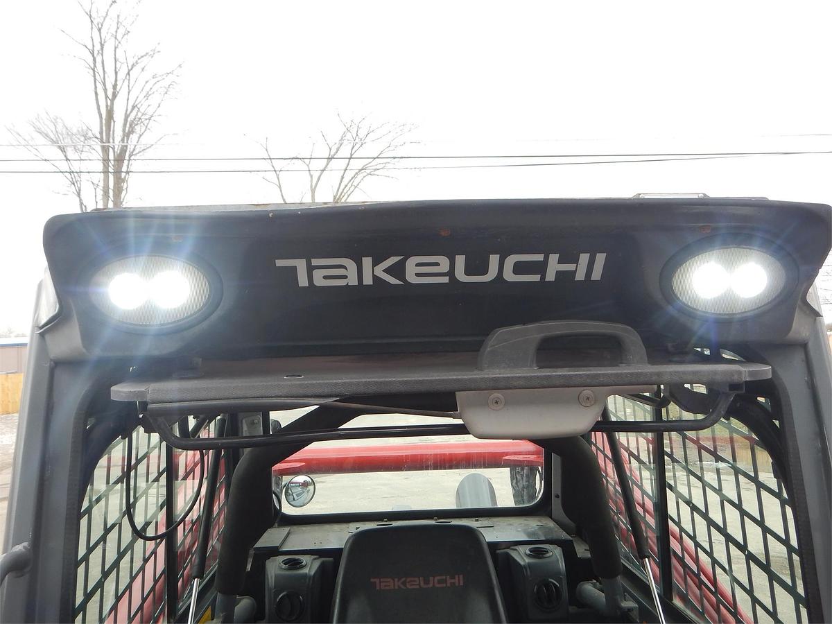Used 2016 TAKEUCHI TL12V2