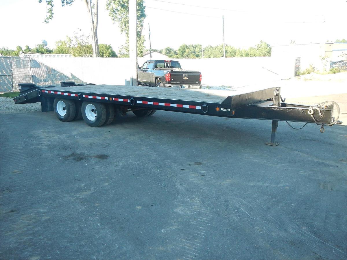 Used 2010 TOWMASTER 20 ft Tandem Axle