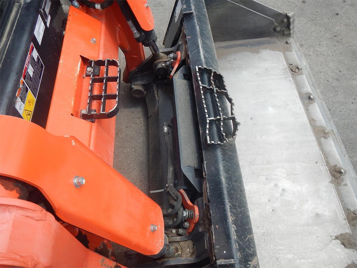 Used 2018 KUBOTA SVL75-2