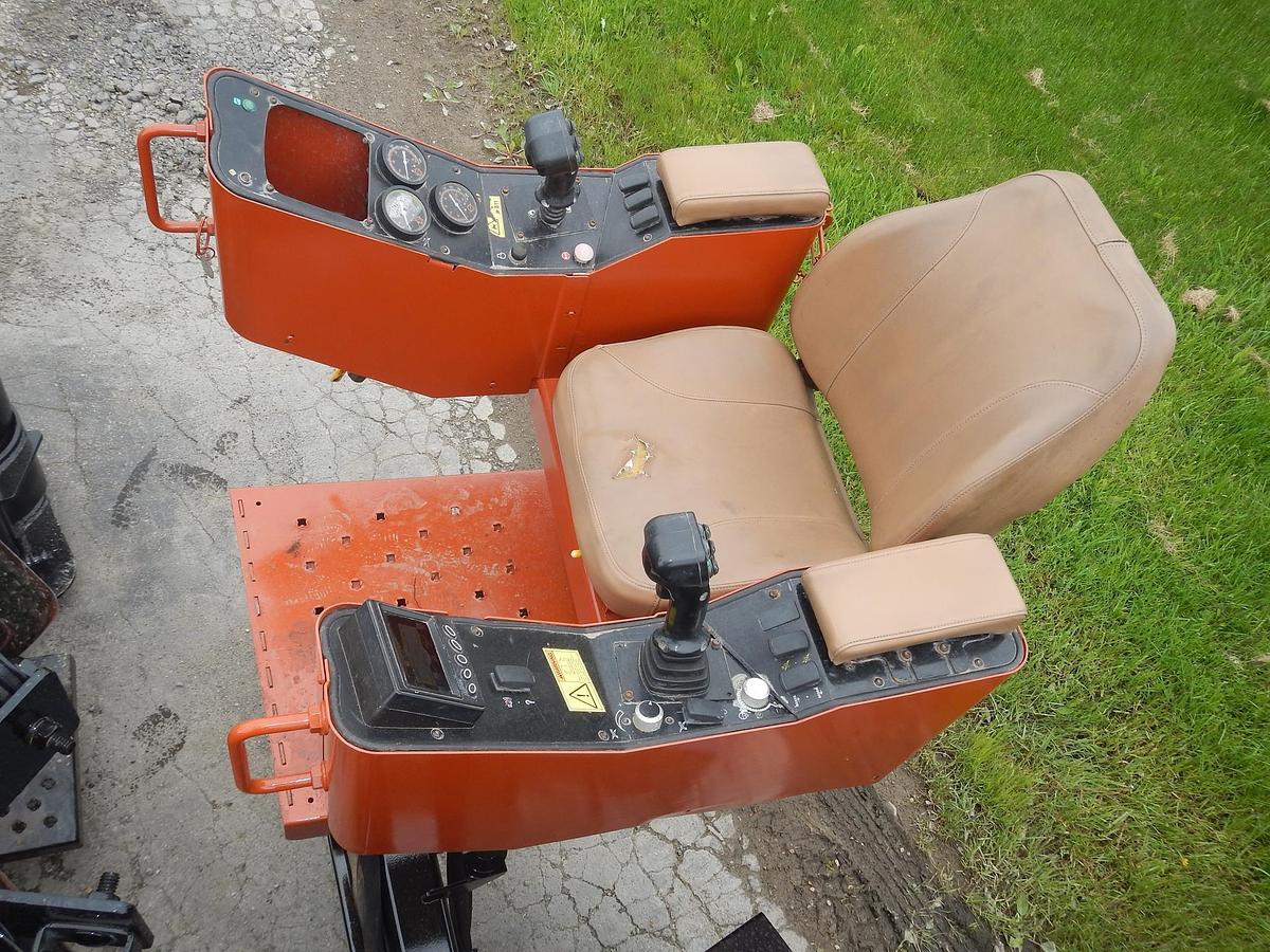 Used 2017 DITCH WITCH JT25