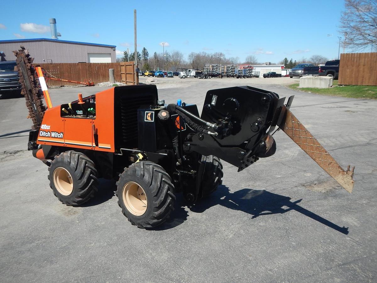 Used 2014 DITCH WITCH 410SX