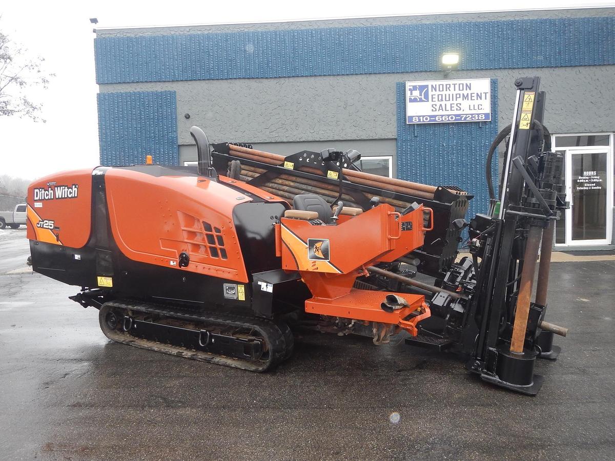 Used 2017 DITCH WITCH JT25