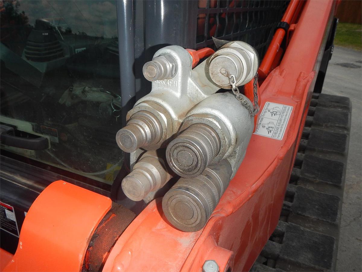 Used 2018 KUBOTA SVL75-2