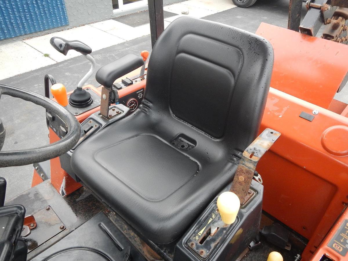 Used 2002 DITCH WITCH RT115H