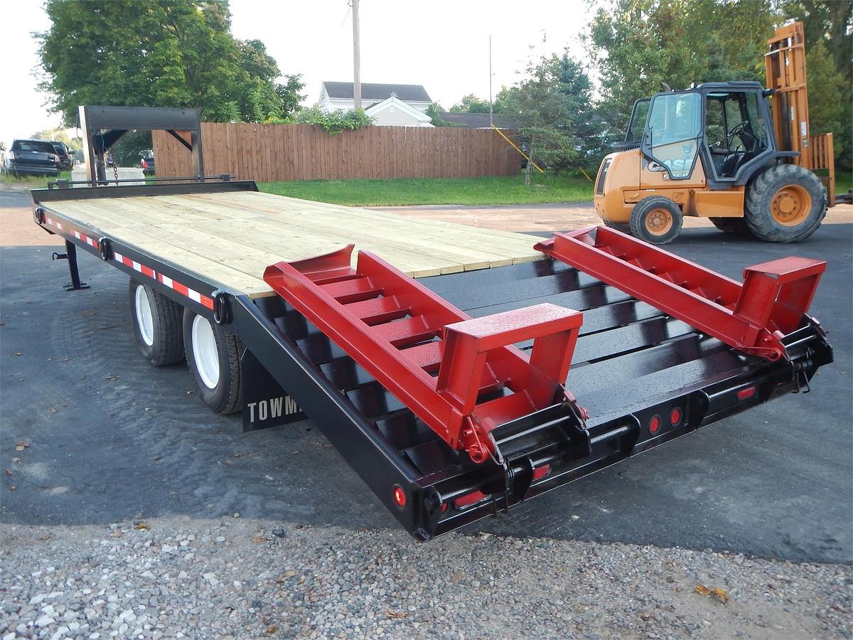 Used 2001 TOWMASTER Fixed Tandem Axle