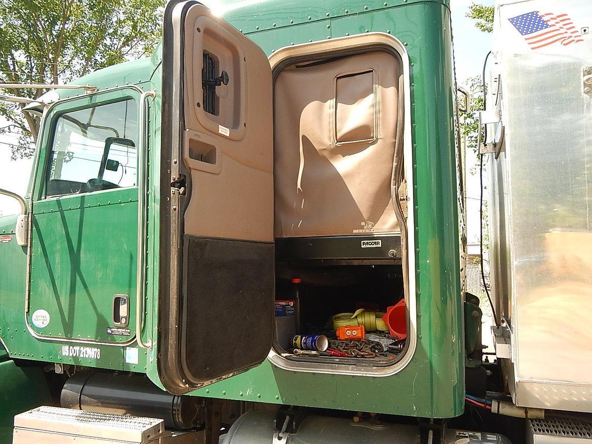 Used 2012 PETERBILT 386