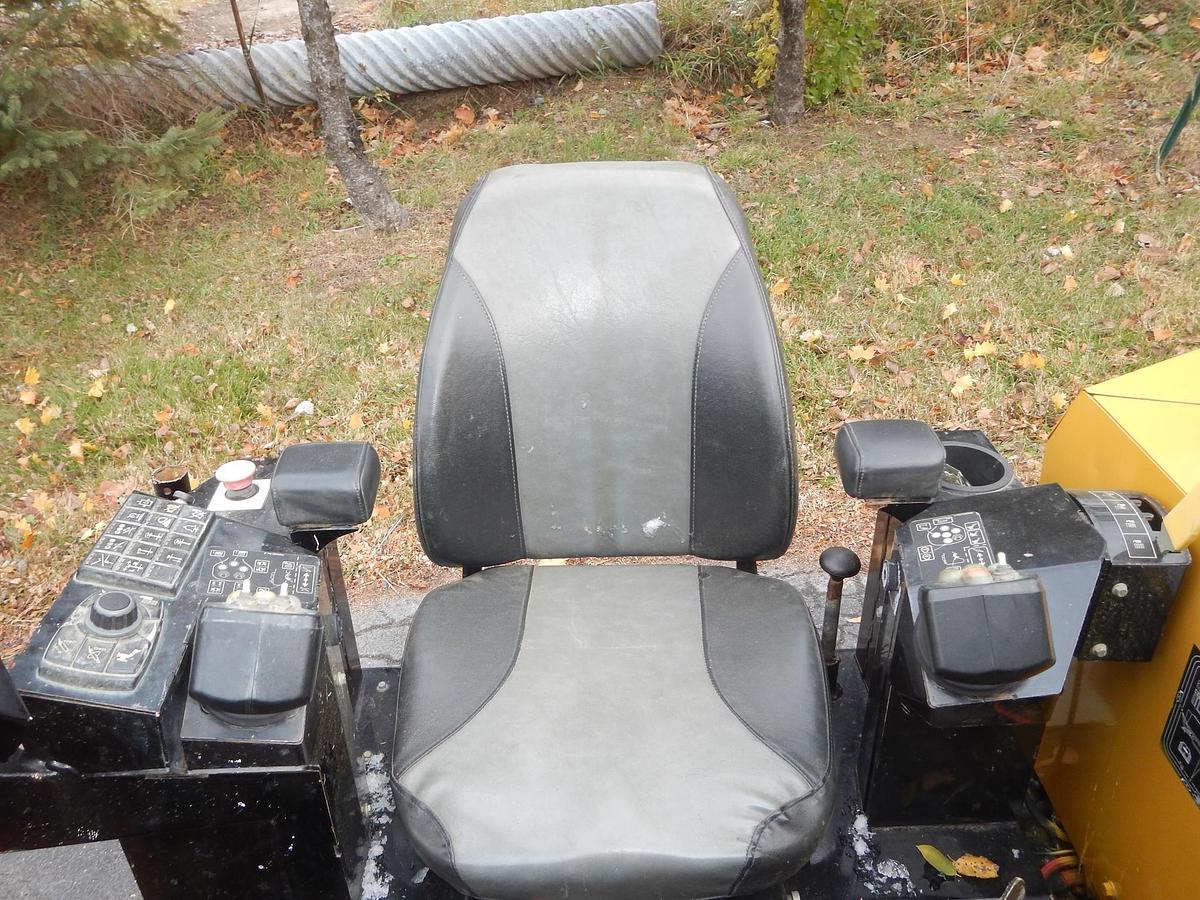 Used 2018 VERMEER NAVIGATOR D23X30 S3