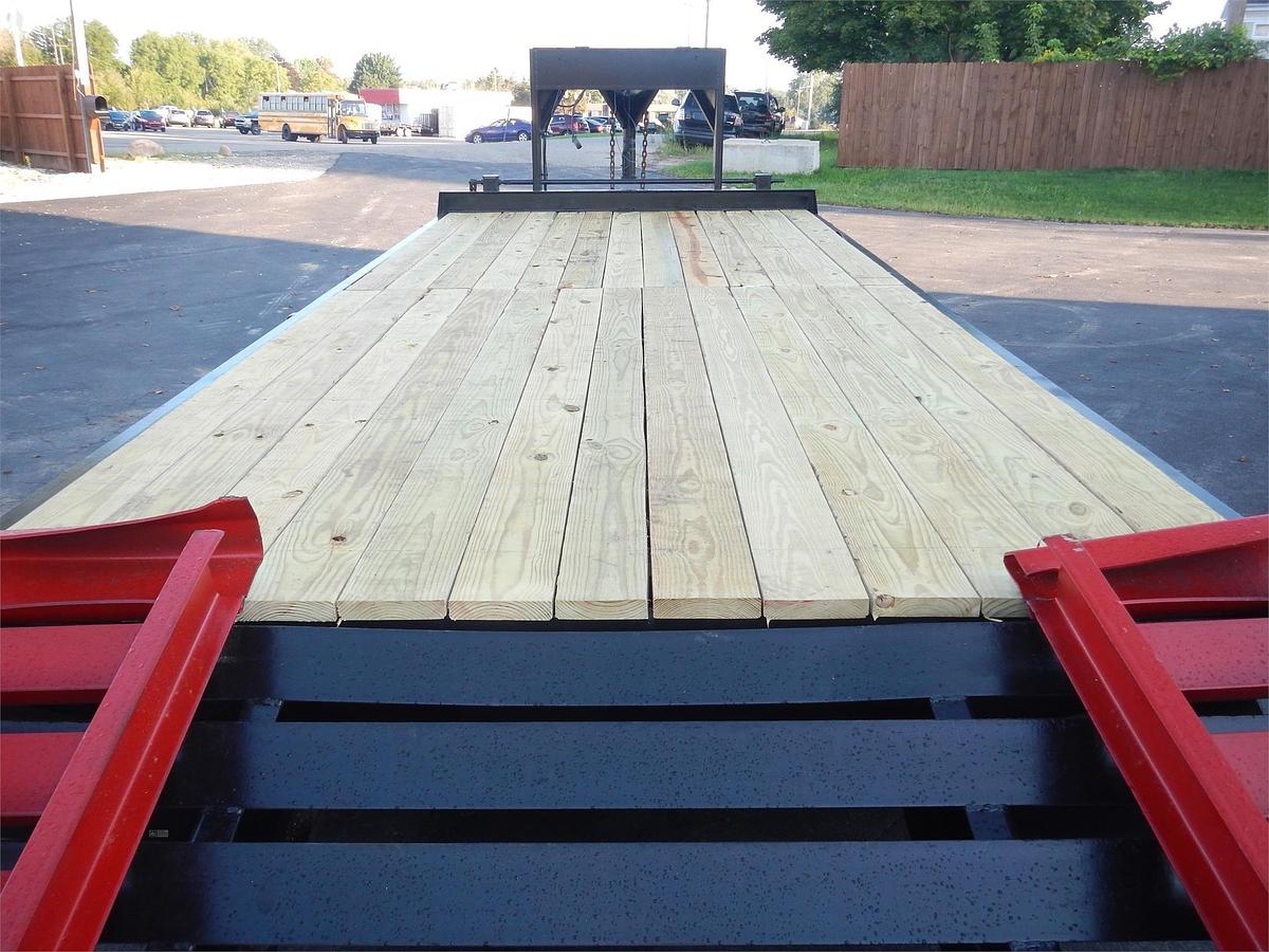 Used 2001 TOWMASTER Fixed Tandem Axle