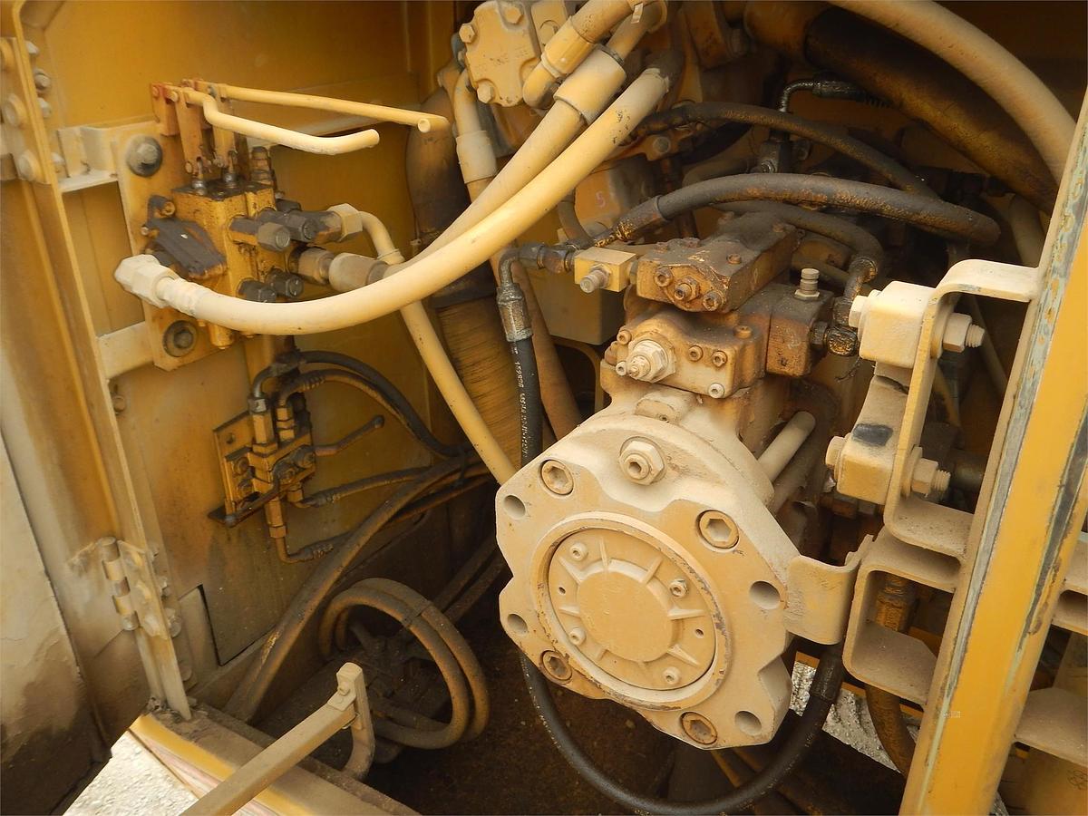 Used 1996 CATERPILLAR 350L