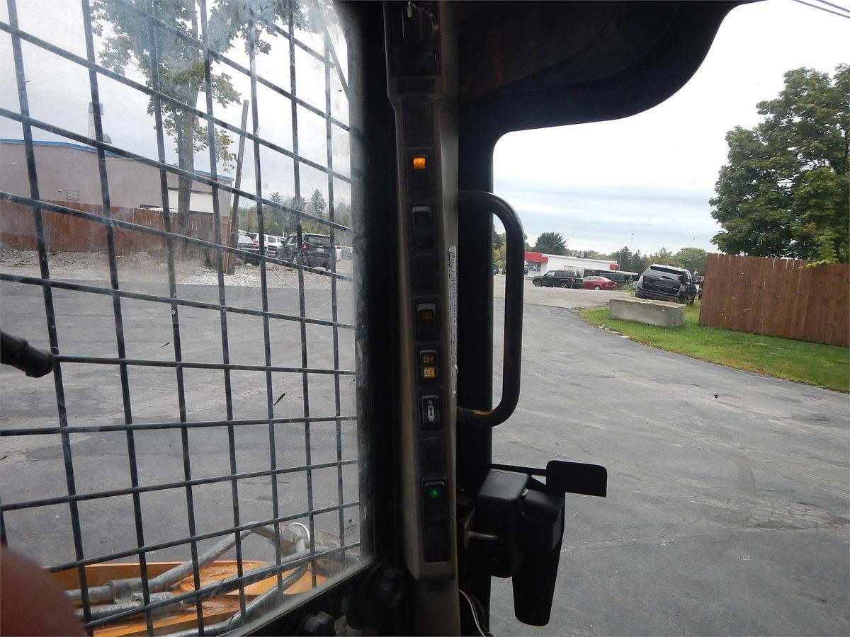 Used 2013 CASE TR320