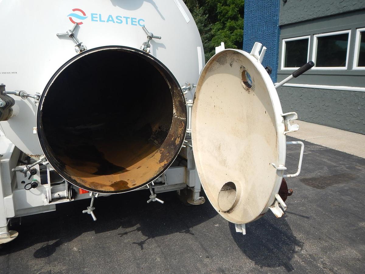 Used 2020 ELASTEC 1000 gal