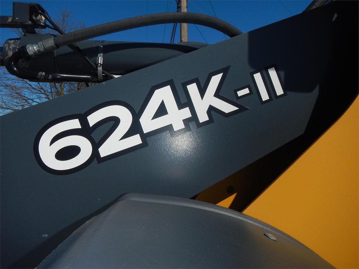Used 2017 DEERE 624KII