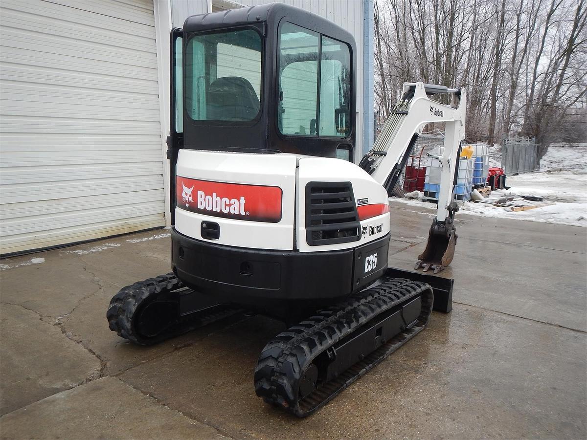 Used 2014 BOBCAT E35
