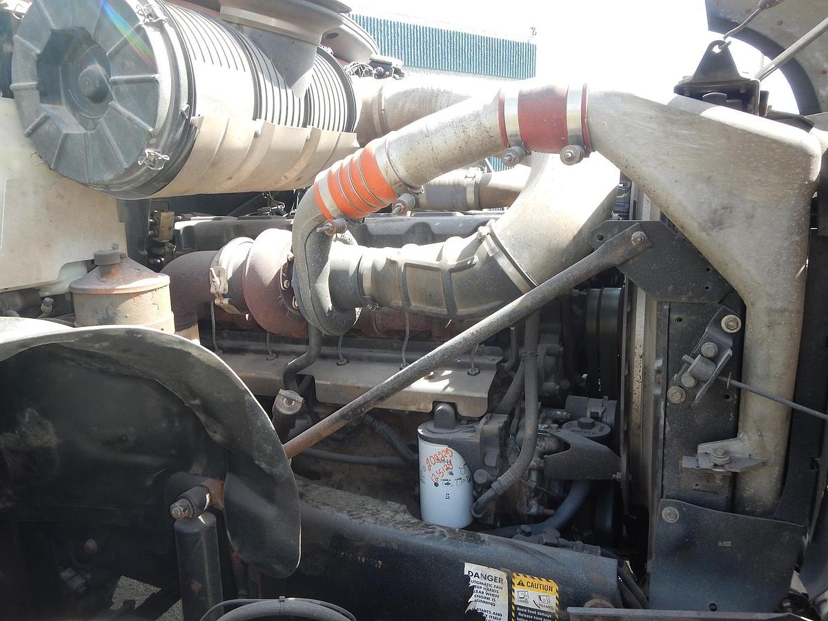 Used 2006 MACK GRANITE CV713