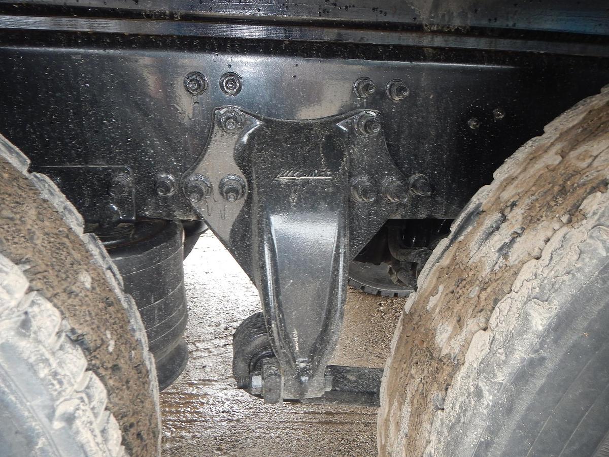 Used 2016 FREIGHTLINER BUSINESS CLASS M2 106