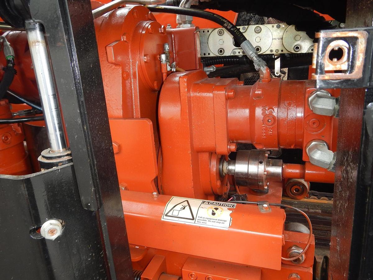 Used 2016 DITCH WITCH JT30AT