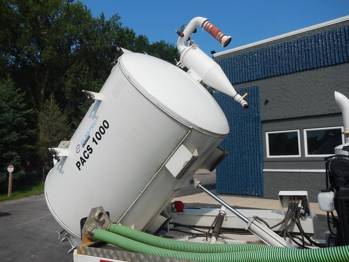 Used 2020 ELASTEC 1000 gal