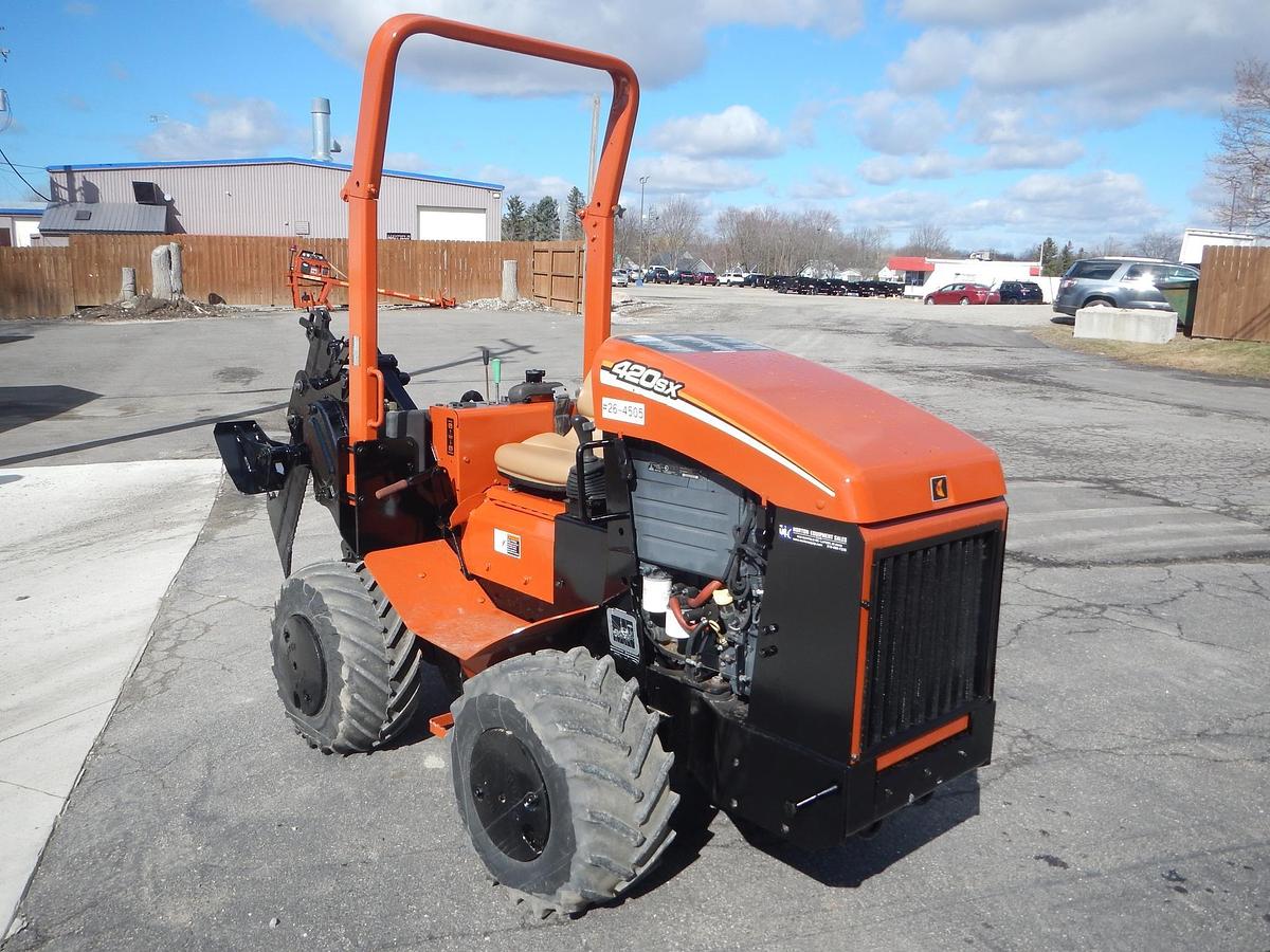 Used 2011 DITCH WITCH 420SX