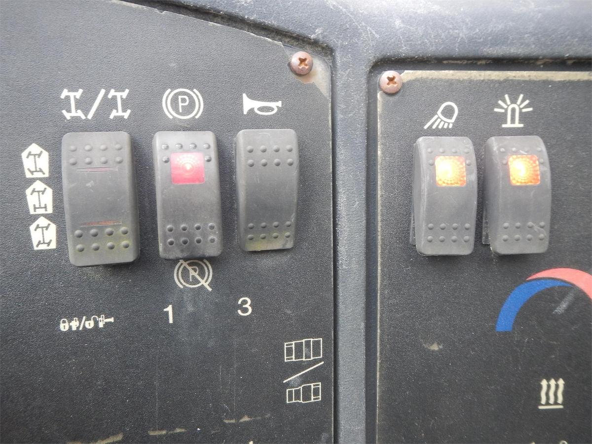 Used 2014 CATERPILLAR TL943C