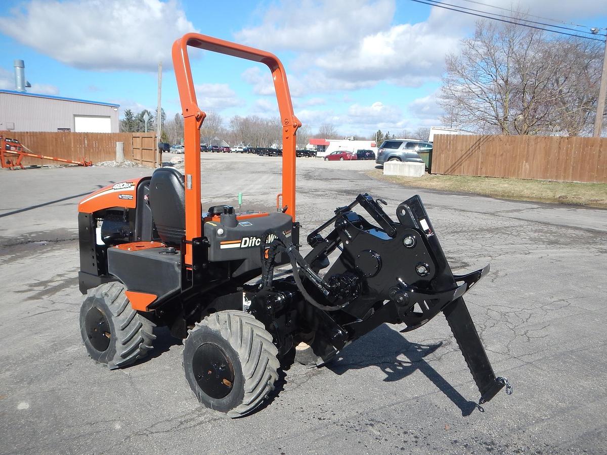 Used 2012 DITCH WITCH 420SX
