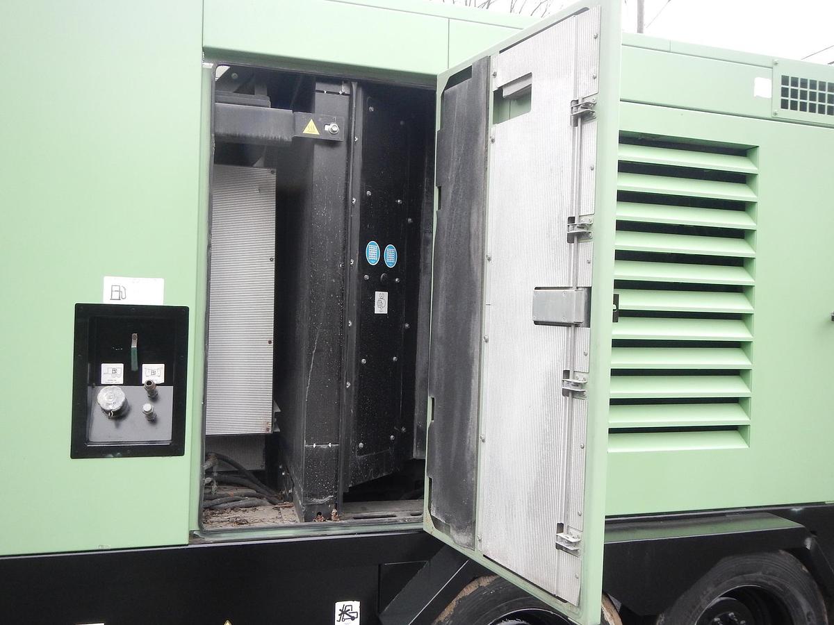 Used 2014 SULLAIR 1600 CFM