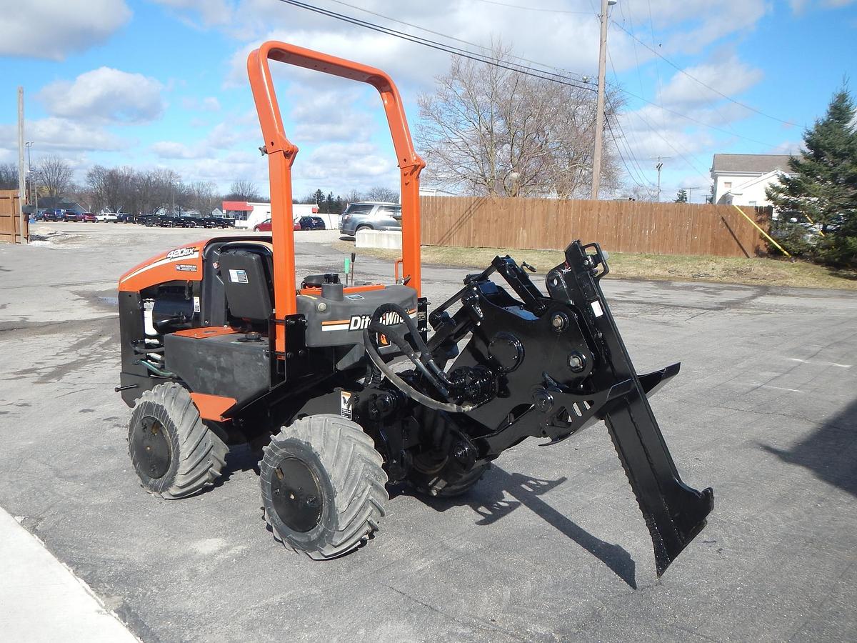Used 2011 DITCH WITCH 420SX
