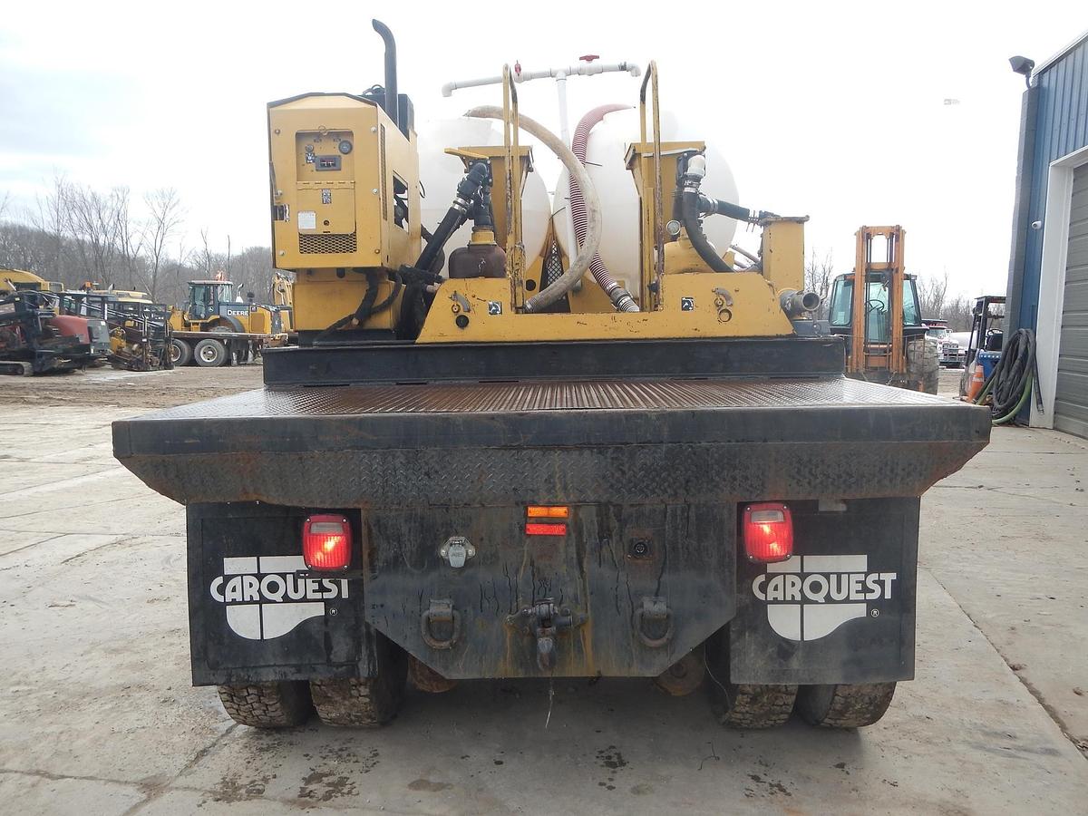 Used 2000 VERMEER DT750