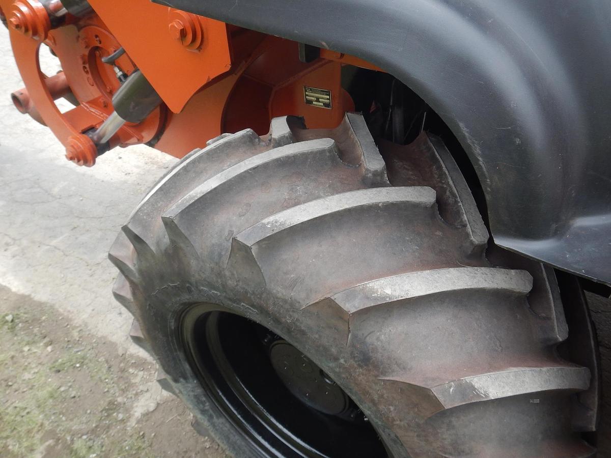 Used 2002 DITCH WITCH RT115H